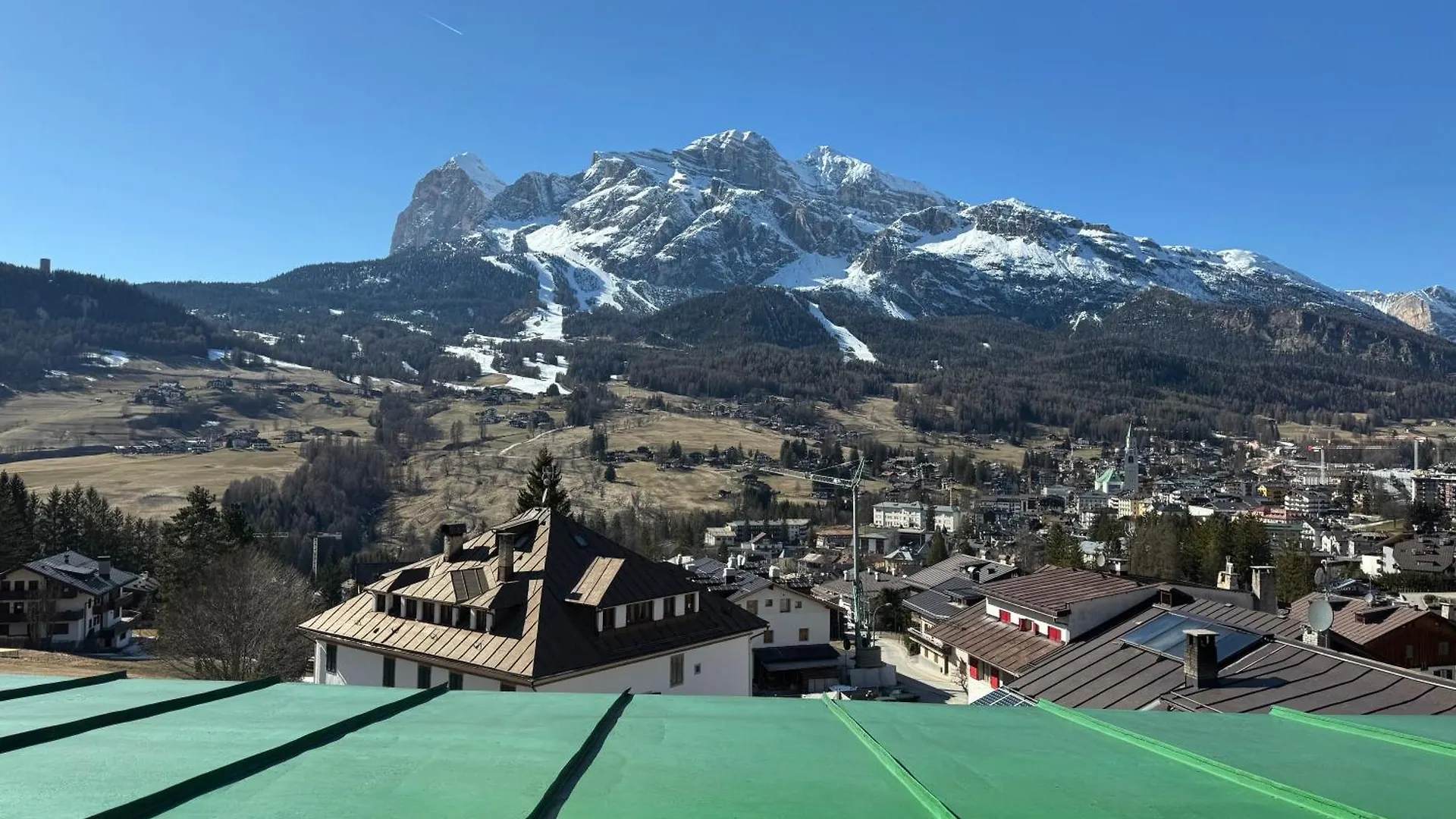 Elegant Apartment With Center And Tofana View Cortina d'Ampezzo