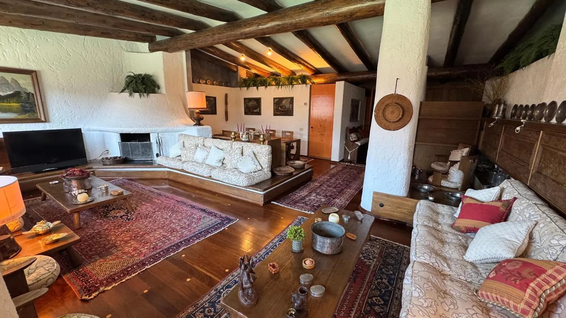 Elegant Apartment With Center And Tofana View Cortina d'Ampezzo 0*,  Italië
